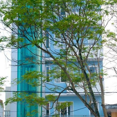 Golden Lotus Hotel Hue Bagian luar foto