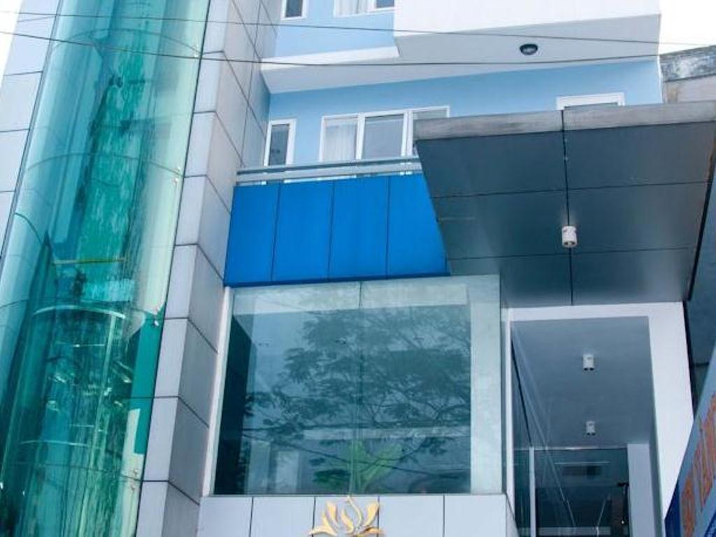 Golden Lotus Hotel Hue Bagian luar foto